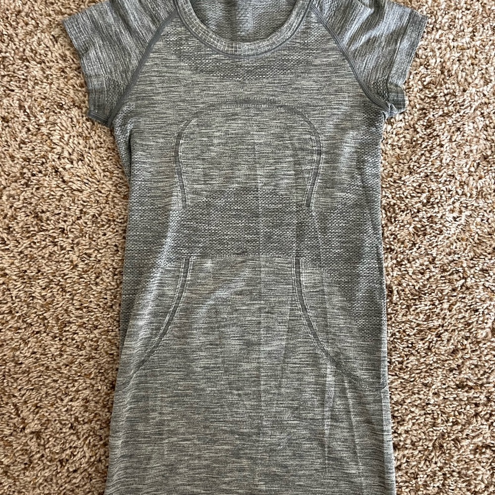 Lululemon shirt